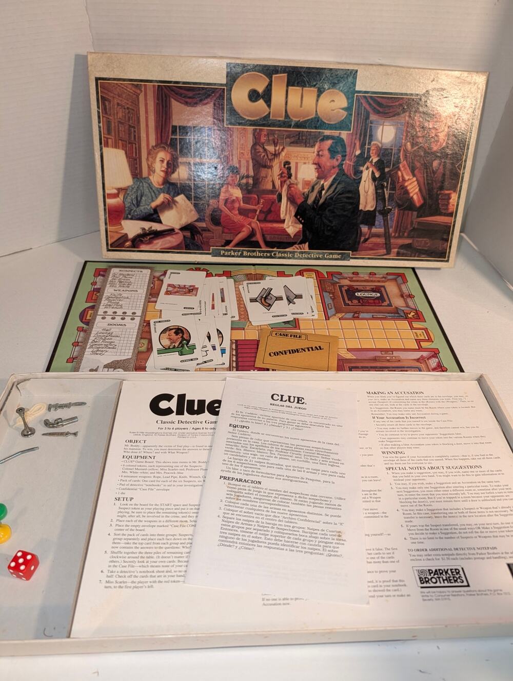 Vintage 1986 Clue Classic Detective Board Game